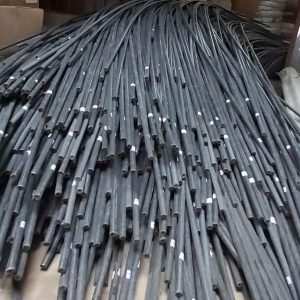 Electric fence timber pipe insulator